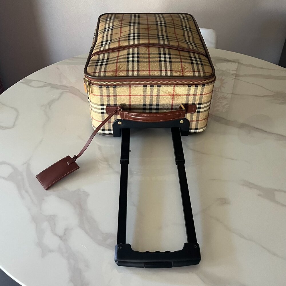 Burberry Haymarket Check Vintage Suitcase - Picture 5 of 13